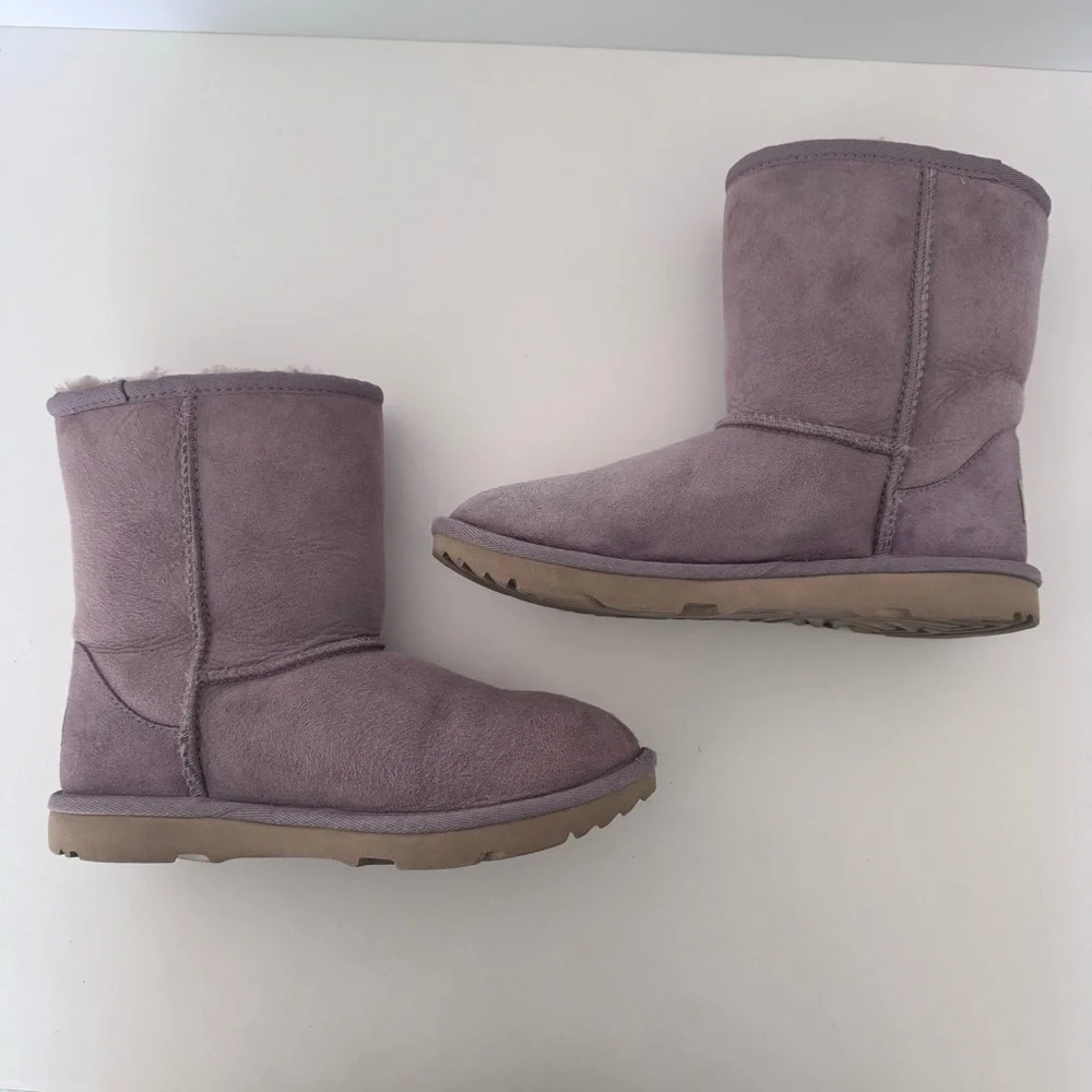 UGG  Classic Short ll Boot Wildflower